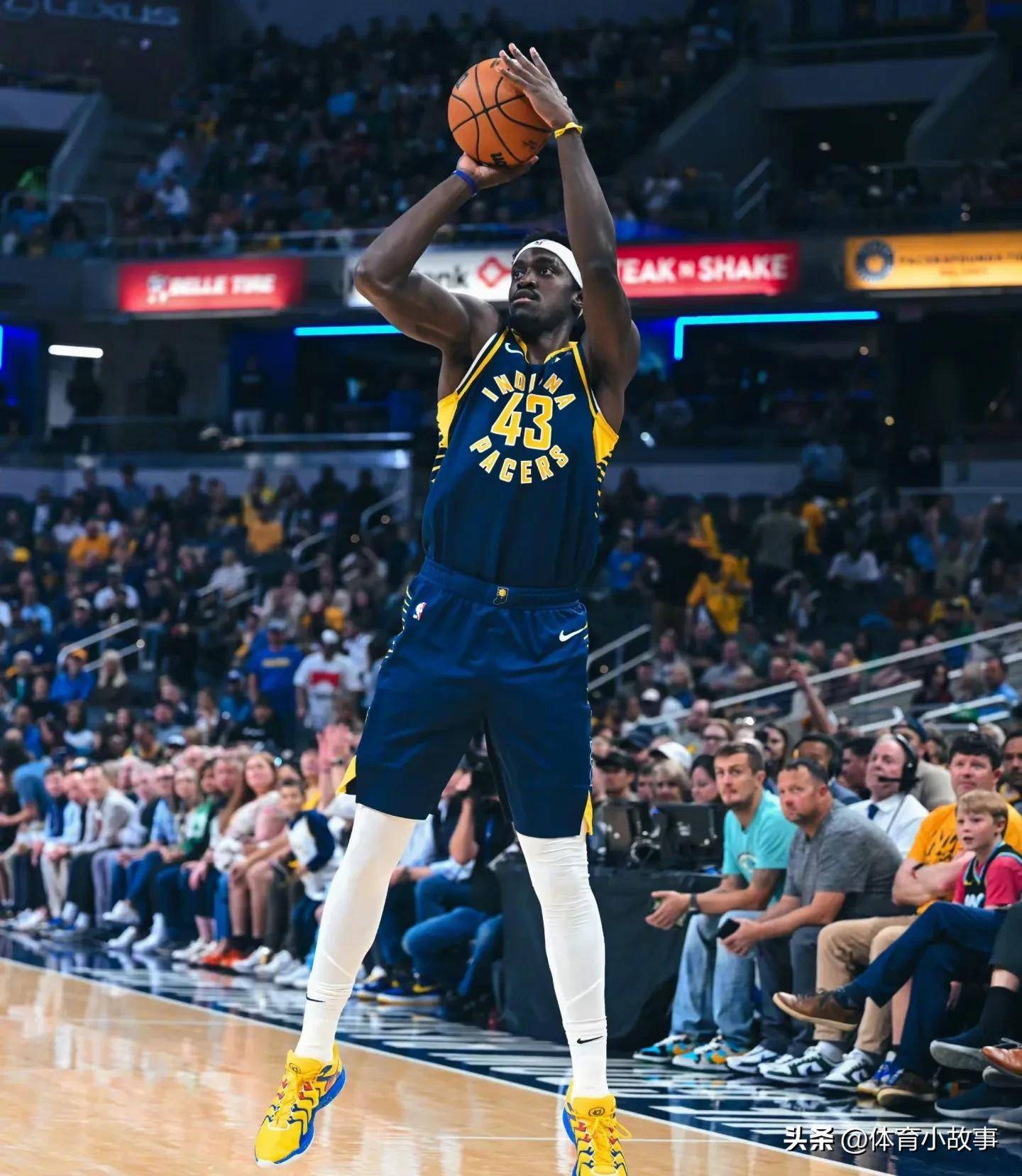 包含西亚卡姆在美国队比赛中夺冠，险胜引发热议！的词条